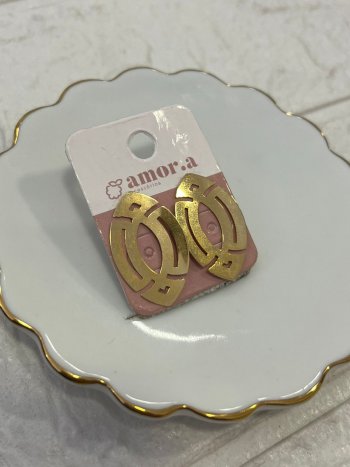 BRINCO DETALHADES VAZADO