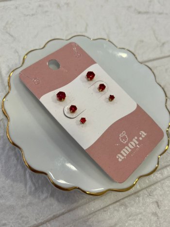 BRINCO PONTO DE LUZ VERMELHO SEMIJOIA